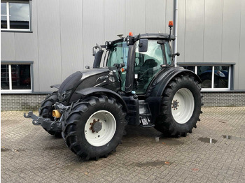 جرار VALTRA N174
