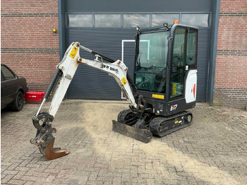 حفارة مُصَّغرة BOBCAT E17