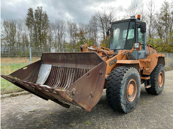 اللودر بعجل CASE