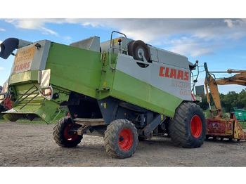 حصادة موحَّدة CLAAS - 2001 - LEXION 460 - COMBINE HARVESTER: صورة 4 حصادة موحَّدة CLAAS - 2001 - LEXION 460 - COMBINE HARVESTER: صورة 4