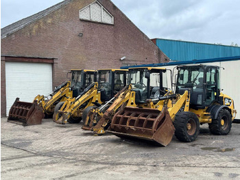 اللودر بعجل CATERPILLAR 908H