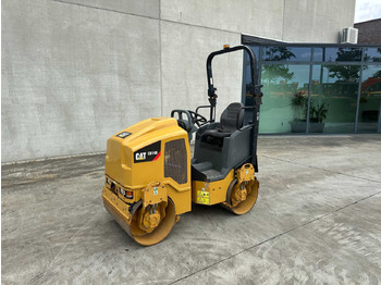 مدحلة اسفلت CATERPILLAR CB14B