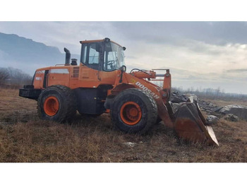 اللودر بعجل DOOSAN DL300