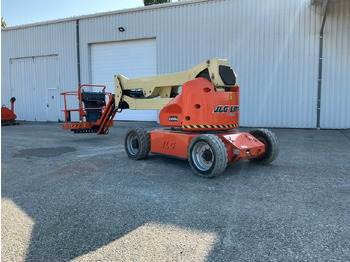 معدات الوصول JLG E450AJ