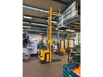 معدات المناولة JUNGHEINRICH: صورة 2 معدات المناولة JUNGHEINRICH: صورة 2