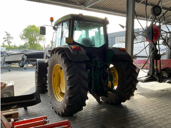 جرار John Deere 6310: صورة 3