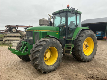 جرار JOHN DEERE 7700