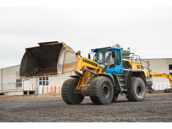 اللودر بعجل LIEBHERR L 576