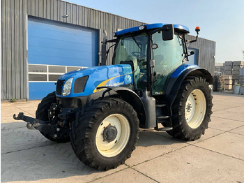 جرار NEW HOLLAND T6070