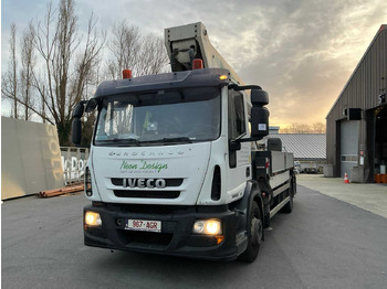 شاحنة IVECO EuroCargo