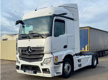 شاحنة MERCEDES-BENZ Actros 1845