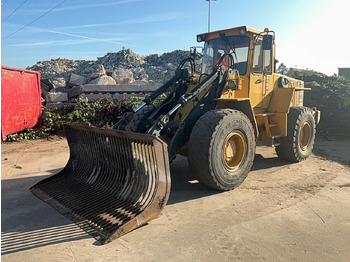 اللودر بعجل VOLVO L90