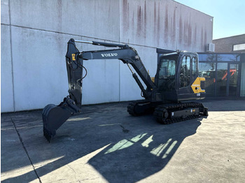حفار زحاف VOLVO EC55D