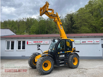 رافعة تلسكوبية JCB