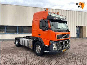 وحدة جر VOLVO FM12