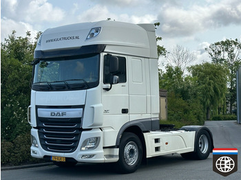 وحدة جر DAF XF 460