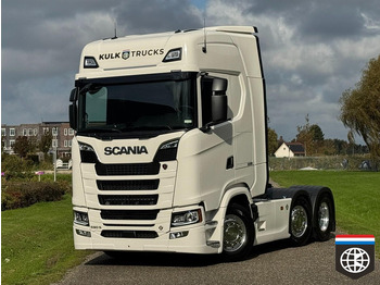 وحدة جر SCANIA S