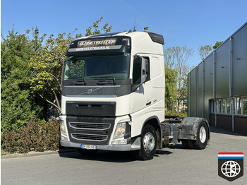 وحدة جر VOLVO FH 500