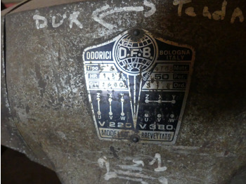 آلة تصنيع المعادن Touret à meuler OCB: صورة 2