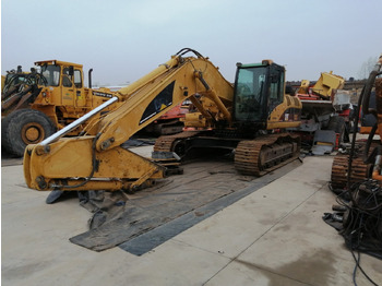 حفار زحاف CATERPILLAR 325C