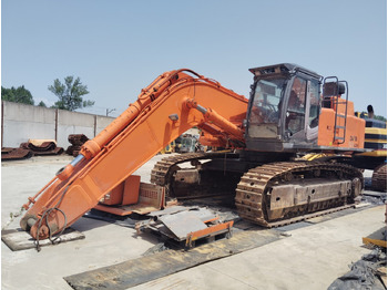 حفار زحاف HITACHI ZX520