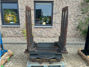 كُلَّاب - الآلات الزراعية Kaup T4562G Roterende Balenklem Rotator 2.500 kg 2018: صورة 2