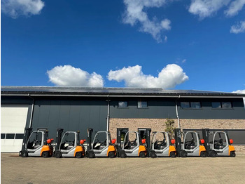 رافعة شوكية تعمل بالغاز Still RX70-25 T 2.5 ton Duplex Sideshift LPG Heftruck 2020: صورة 3 رافعة شوكية تعمل بالغاز Still RX70-25 T 2.5 ton Duplex Sideshift LPG Heftruck 2020: صورة 3