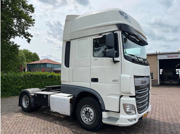 وحدة جر DAF XF 460