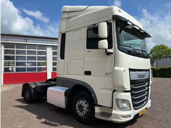 وحدة جر DAF XF 460