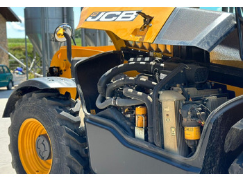 رافعة تلسكوبية JCB 531-70: صورة 5