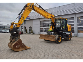 حفارة دولاب JCB