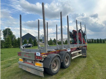 مقطورة اخشاب