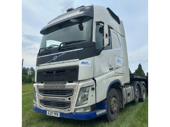 وحدة جر VOLVO FH 500