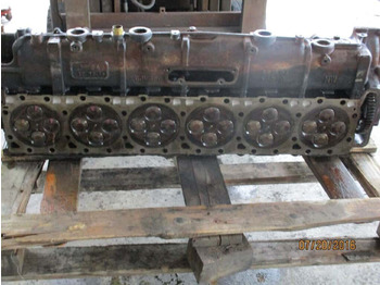 رأس المحرك MAN