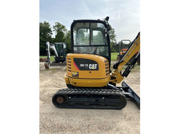 حفارة مُصَّغرة CATERPILLAR 302.7DCR