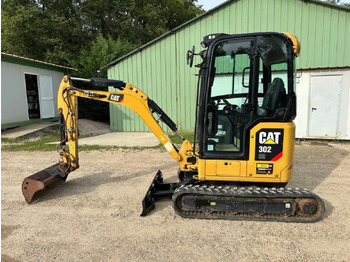حفارة مُصَّغرة CATERPILLAR 302