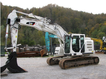 حفار زحاف CATERPILLAR 320EL
