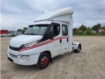 شاحنة جرار صغيرة IVECO Daily