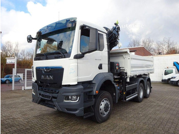 شاحنة قلاب MAN