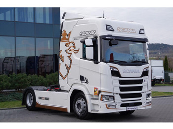 وحدة جر SCANIA R 450