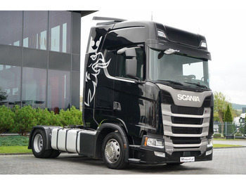 وحدة جر SCANIA S 500