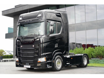 وحدة جر SCANIA S 500