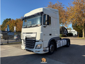 وحدة جر DAF XF 106 460