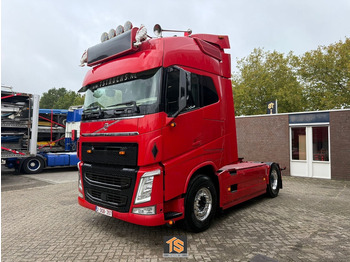 وحدة جر VOLVO FH 540