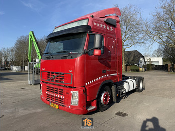 وحدة جر VOLVO FH