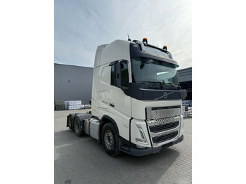 وحدة جر VOLVO FH 540