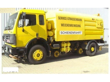 سياره كنس شوارع MERCEDES-BENZ SK 1820
