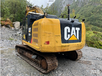 حفار زحاف CATERPILLAR 320E