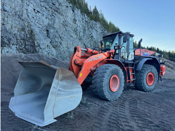 اللودر بعجل HITACHI ZW310