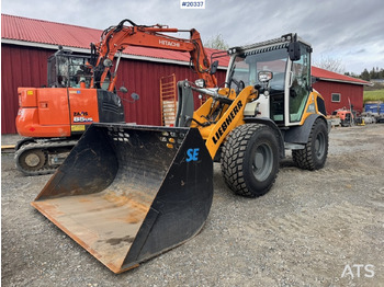 اللودر بعجل LIEBHERR L 506